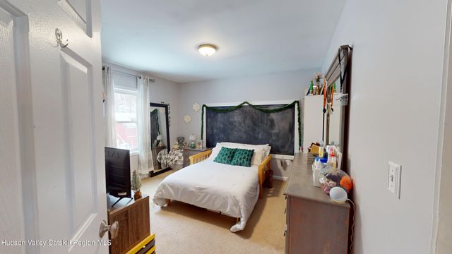 52 Mansion Street, Coxsackie, NY 12051