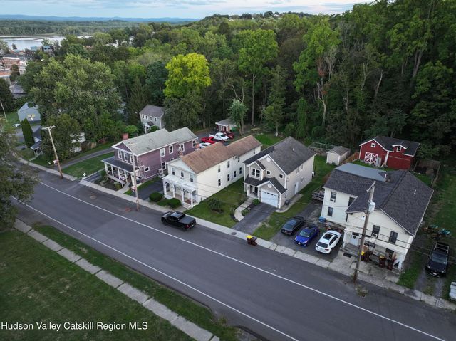 52 Mansion Street, Coxsackie, NY 12051