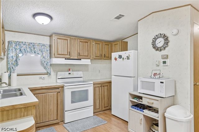 9798 Sugarberry WAY, Fort Myers, FL 33905