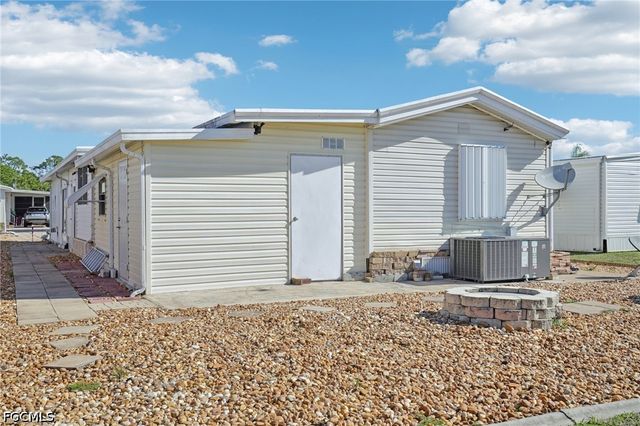 9798 Sugarberry WAY, Fort Myers, FL 33905