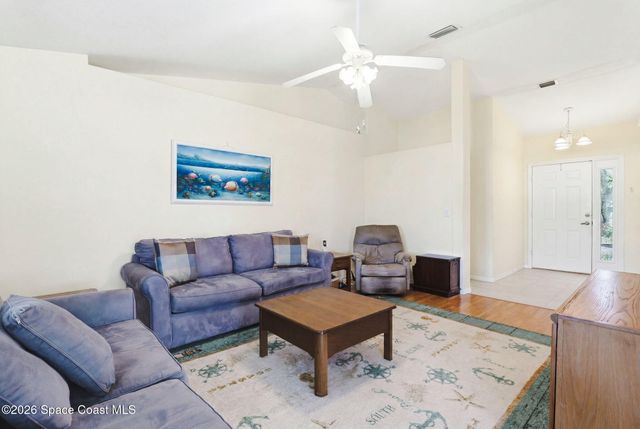 9931 Oak Street, Sebastian, FL 32976