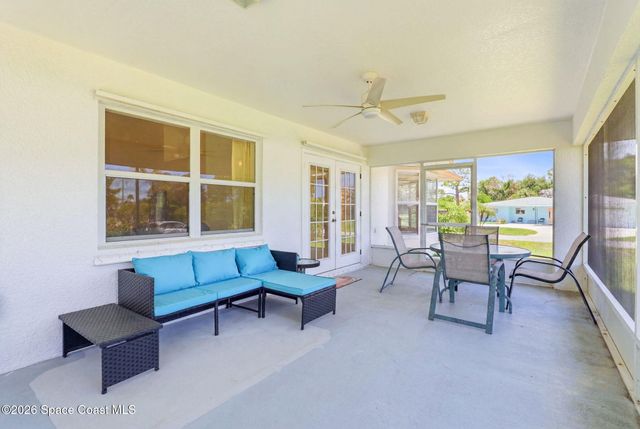 9931 Oak Street, Sebastian, FL 32976