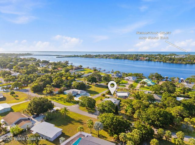 9931 Oak Street, Sebastian, FL 32976