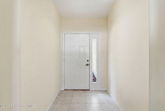 9931 Oak Street, Sebastian, FL 32976