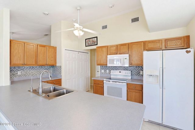 9931 Oak Street, Sebastian, FL 32976