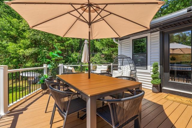 17 Institute Rd, Grafton, MA 01536