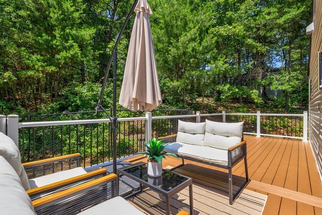 17 Institute Rd, Grafton, MA 01536
