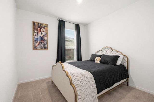 8218 Wave Arbor Drive, Cypress, TX 77433