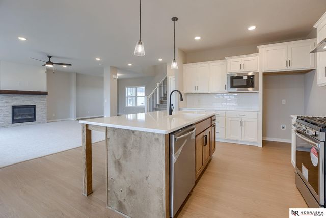 11209 N 173 Avenue, Bennington, NE 68007