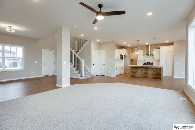 11209 N 173 Avenue, Bennington, NE 68007