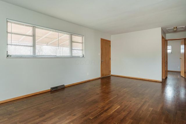 1339 S Yearling Road, Columbus, OH 43227