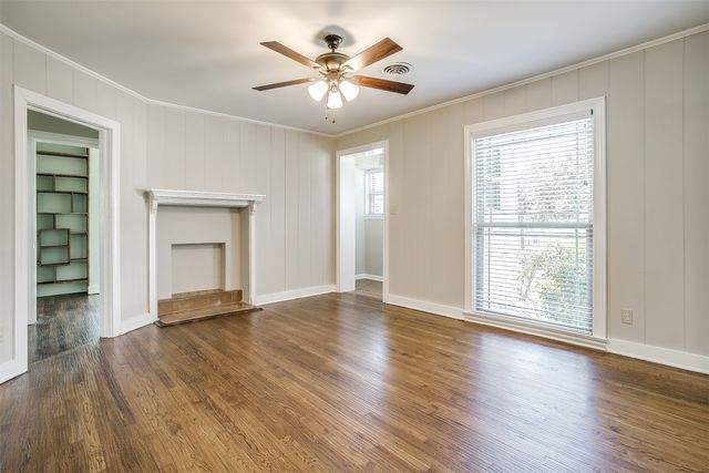 2641 Forest Park Boulevard, Fort Worth, TX 76110