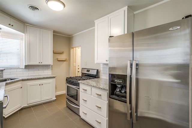 2641 Forest Park Boulevard, Fort Worth, TX 76110