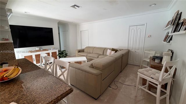 5920 Maynada St 5920, Coral Gables, FL 33146