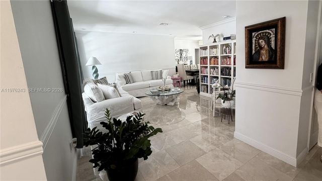 5920 Maynada St 5920, Coral Gables, FL 33146