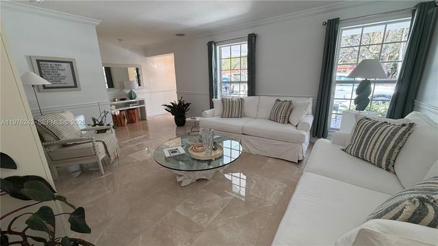 5920 Maynada St 5920, Coral Gables, FL 33146