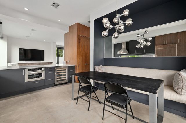 1208 Hillside Ave, Austin, TX 78704