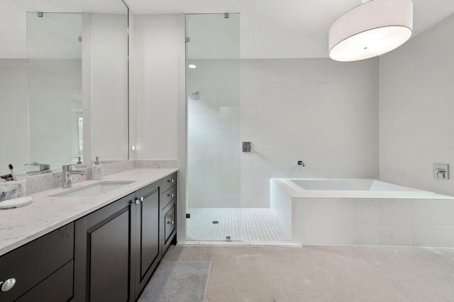 1208 Hillside Ave, Austin, TX 78704