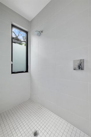 1208 Hillside Ave, Austin, TX 78704