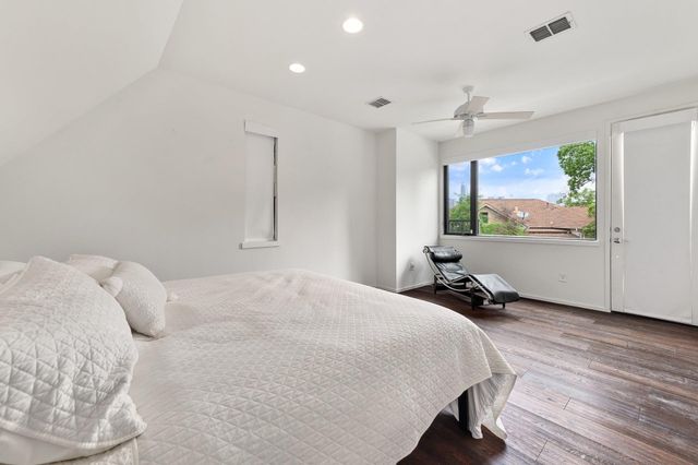 1208 Hillside Ave, Austin, TX 78704