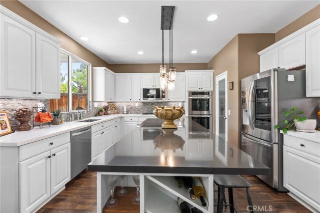 27 Ponte Brava, Lake Elsinore, CA 92532
