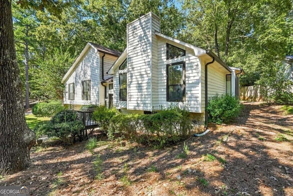 8555 Colony Club Drive, Alpharetta, GA 30022 — photo 2