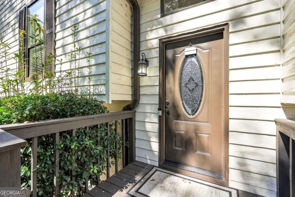 8555 Colony Club Drive, Alpharetta, GA 30022 — photo 3