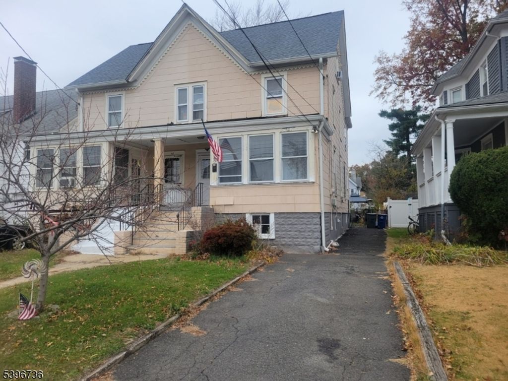 39 E Grant Ave, Roselle Park Boro, NJ 07204