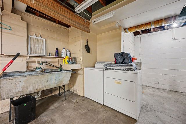 614 Fairview Avenue, Kalamazoo, MI 49008