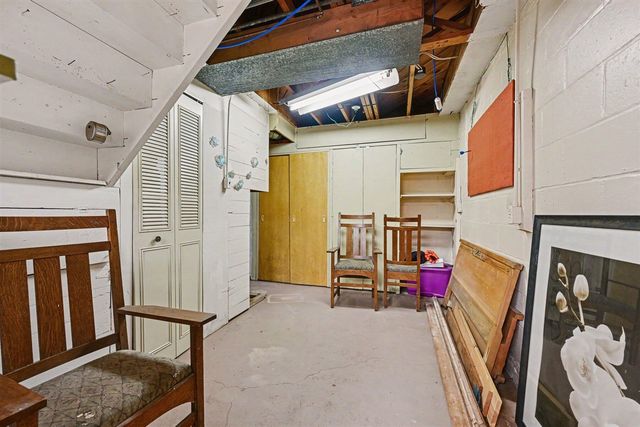 614 Fairview Avenue, Kalamazoo, MI 49008