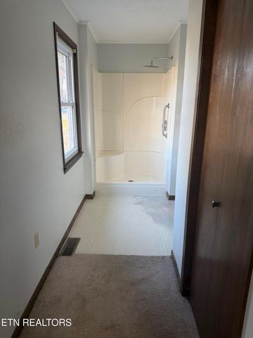 156 Higdon Lane, Lafollette, TN 37766