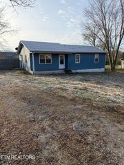156 Higdon Lane, Lafollette, TN 37766
