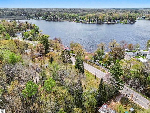 408 Sage Lake Road, Hale, MI 48739