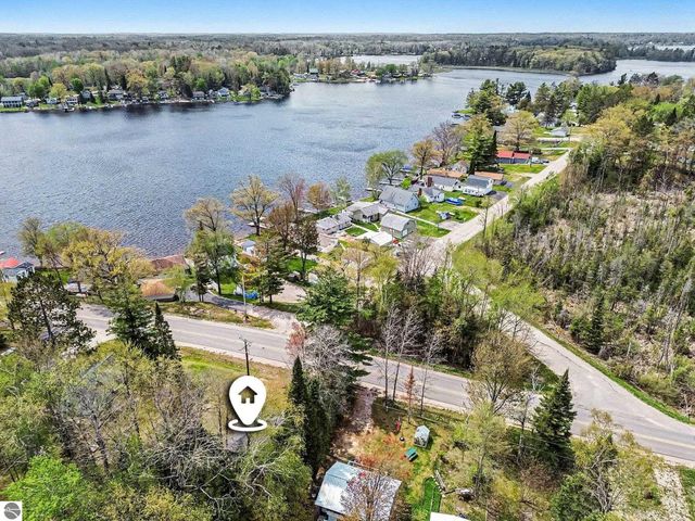 408 Sage Lake Road, Hale, MI 48739