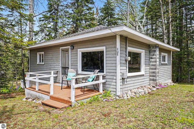 408 Sage Lake Road, Hale, MI 48739
