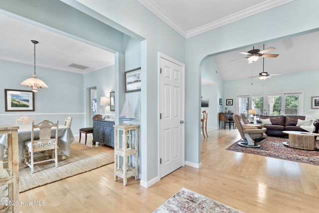 1016 Captain Adkins Drive SE, Southport, NC 28461