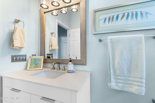 1016 Captain Adkins Drive SE, Southport, NC 28461