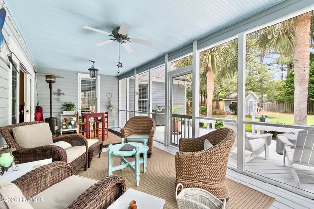 1016 Captain Adkins Drive SE, Southport, NC 28461