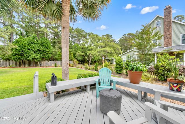 1016 Captain Adkins Drive SE, Southport, NC 28461