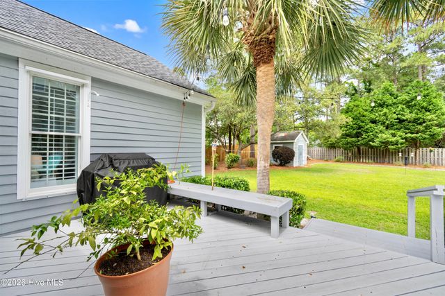 1016 Captain Adkins Drive SE, Southport, NC 28461