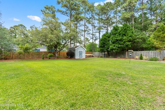 1016 Captain Adkins Drive SE, Southport, NC 28461