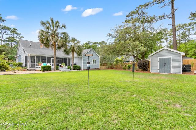 1016 Captain Adkins Drive SE, Southport, NC 28461