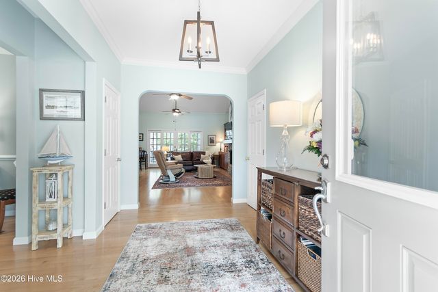 1016 Captain Adkins Drive SE, Southport, NC 28461