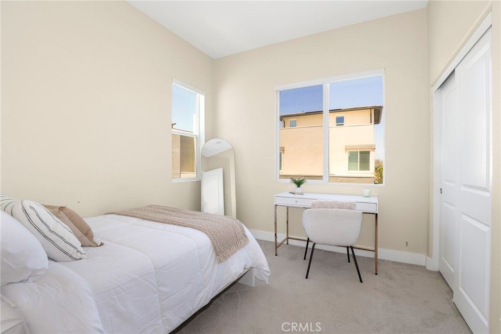 Image 10 of property listing at 27512 Golden Currant Place, Valencia, CA 91381