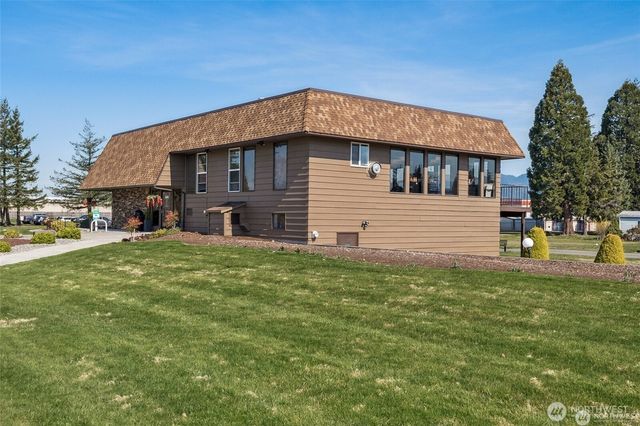 1137 Spruce Drive, Enumclaw, WA 98022