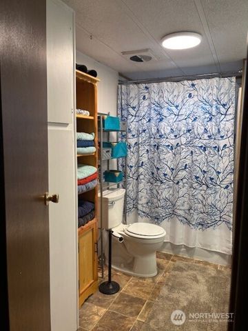 1137 Spruce Drive, Enumclaw, WA 98022