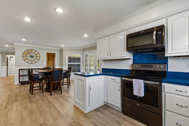 7715 Woodland Dr., Myrtle Beach, SC 29572