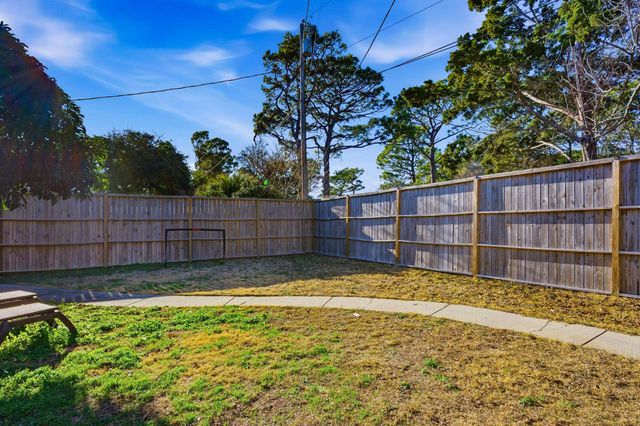 7715 Woodland Dr., Myrtle Beach, SC 29572