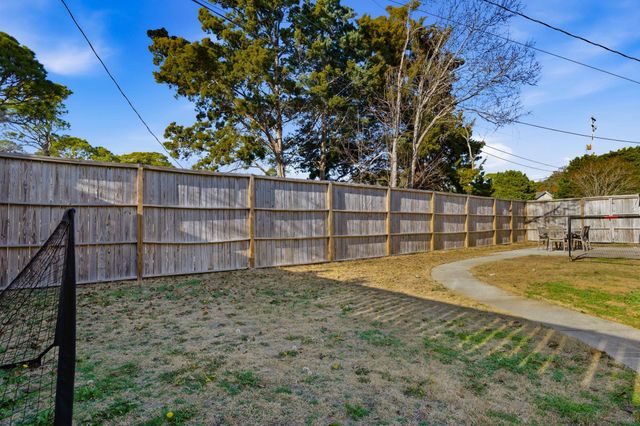 7715 Woodland Dr., Myrtle Beach, SC 29572