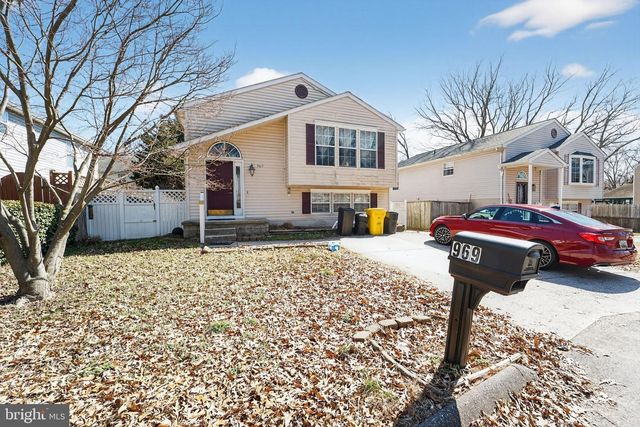 969 10TH ST, Pasadena, MD 21122